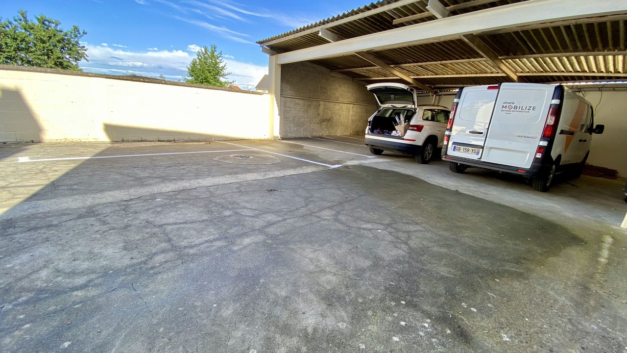 Photo of Outdoor in Mondeville
