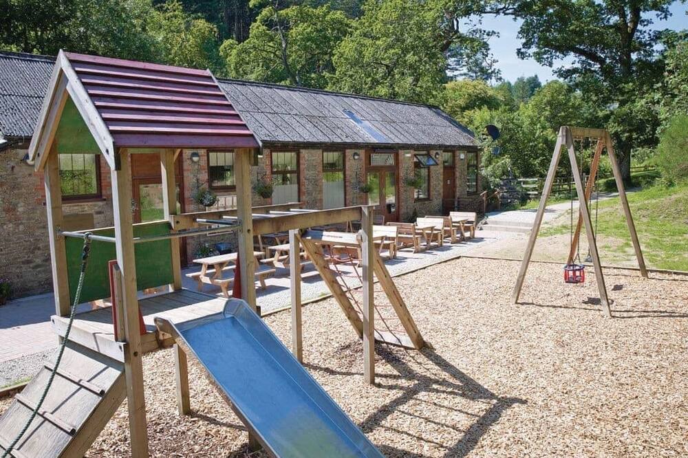 Photo of Others in Herodsfoot