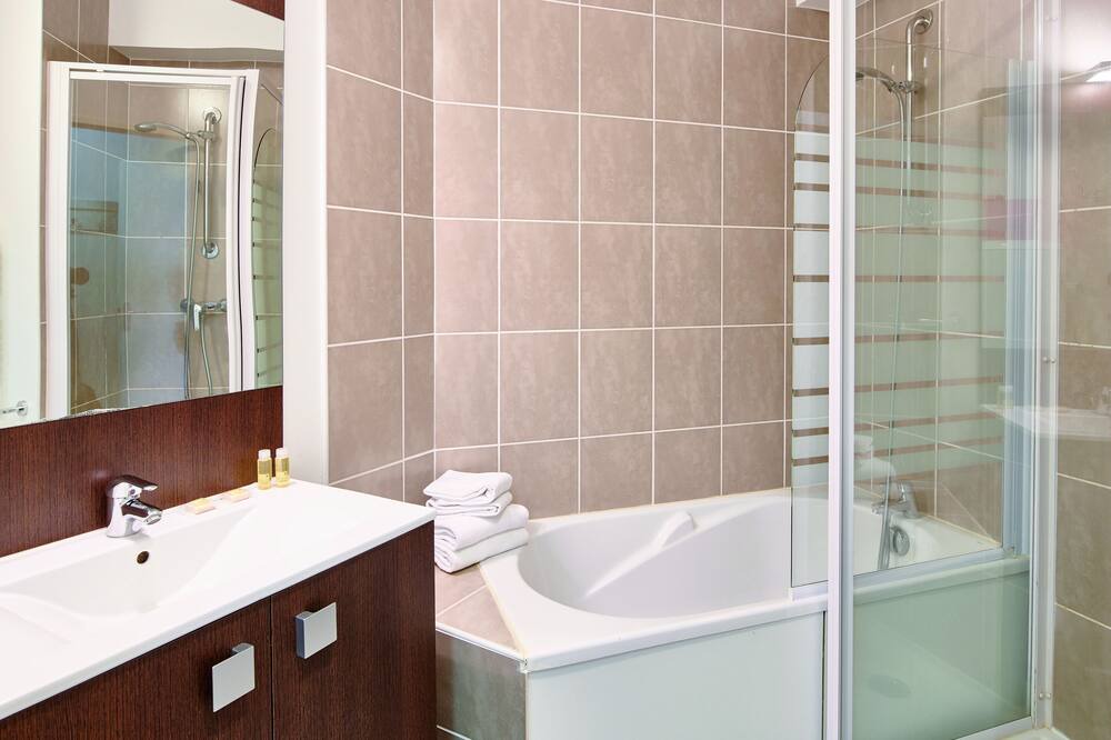 Photo of Bathroom in Casteljau
