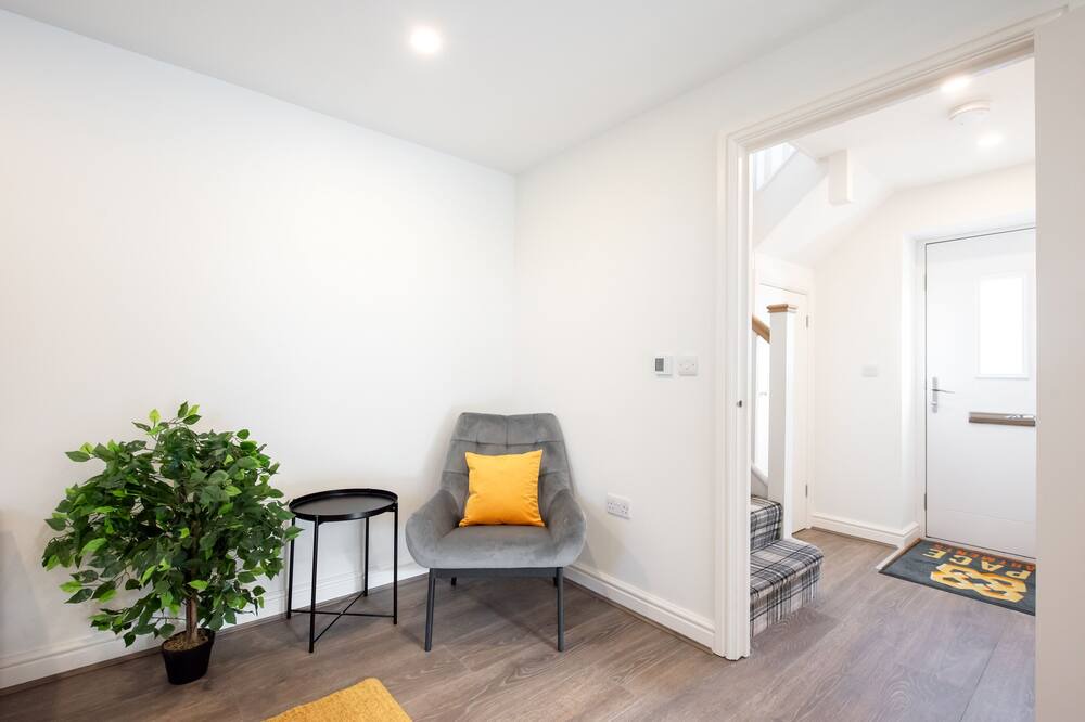 Photo of Others in Herongate