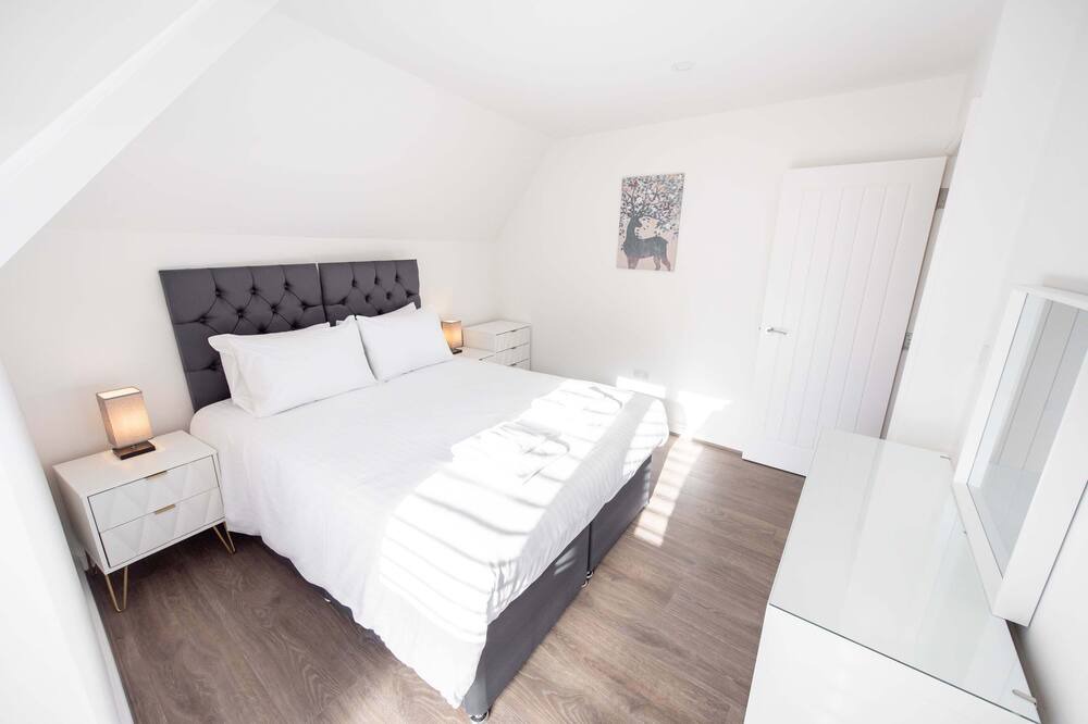 Photo of Bedroom in Herongate