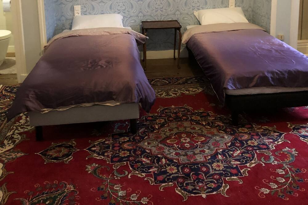 Photo of Bedroom in Saint-Yrieix-la-Perche