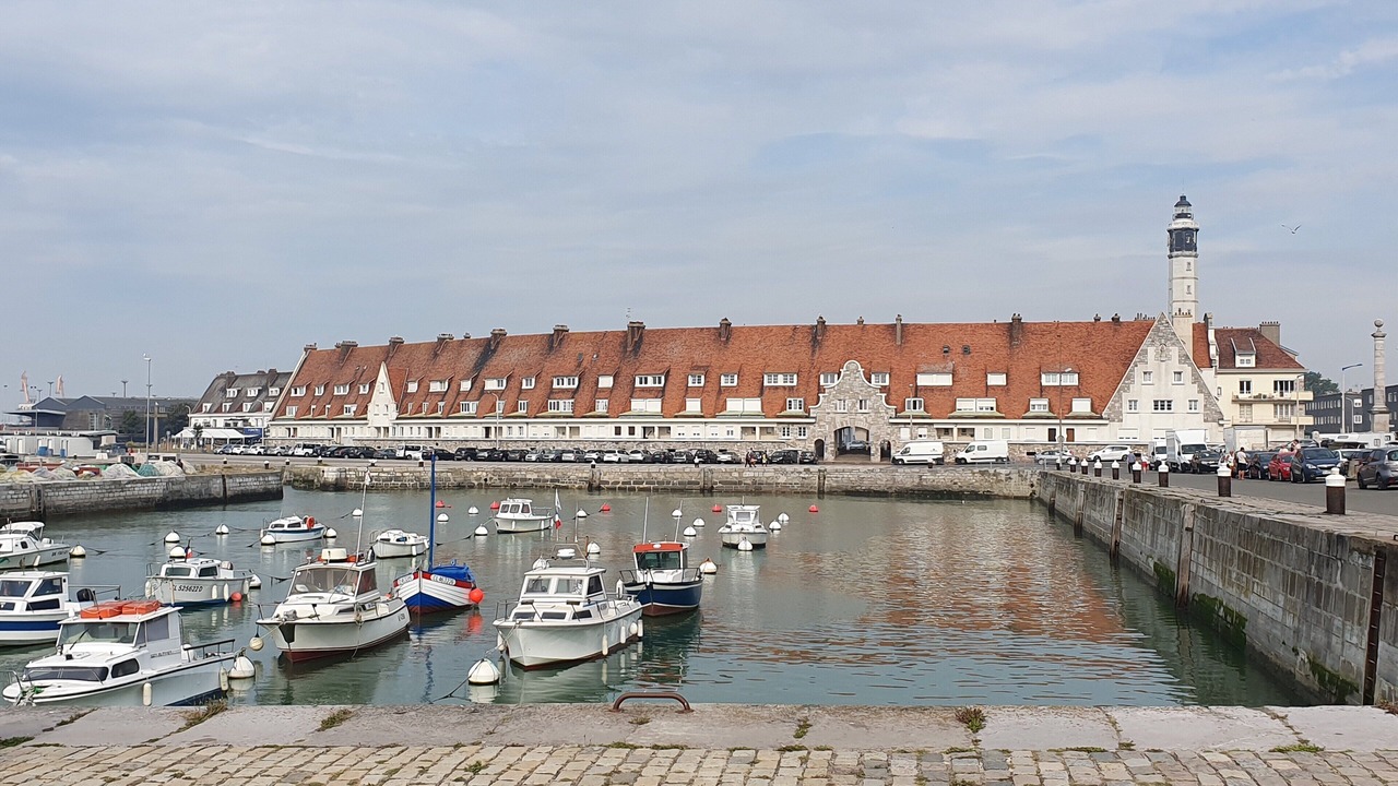 Photo of Others in Calais