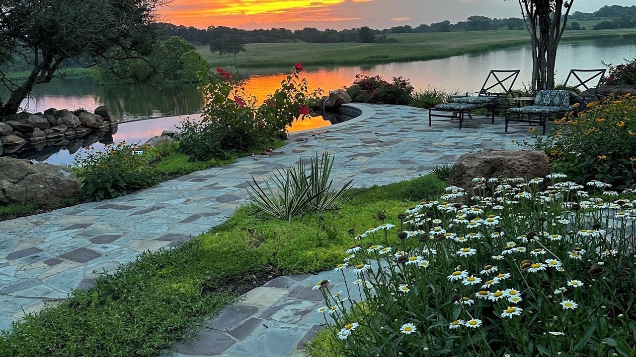 Photo of Outdoor in Boswell