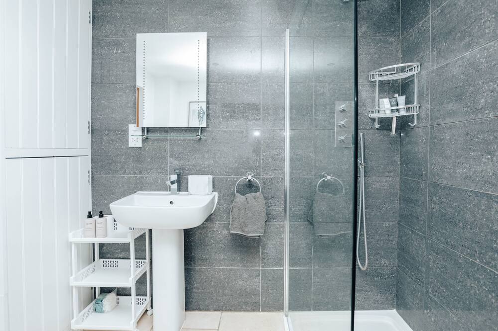 Photo of Bathroom in Kidmore End