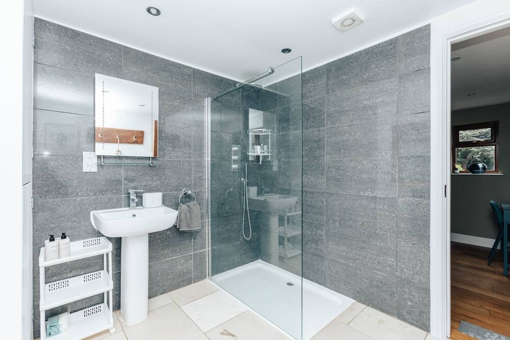 Photo of Bathroom in Kidmore End