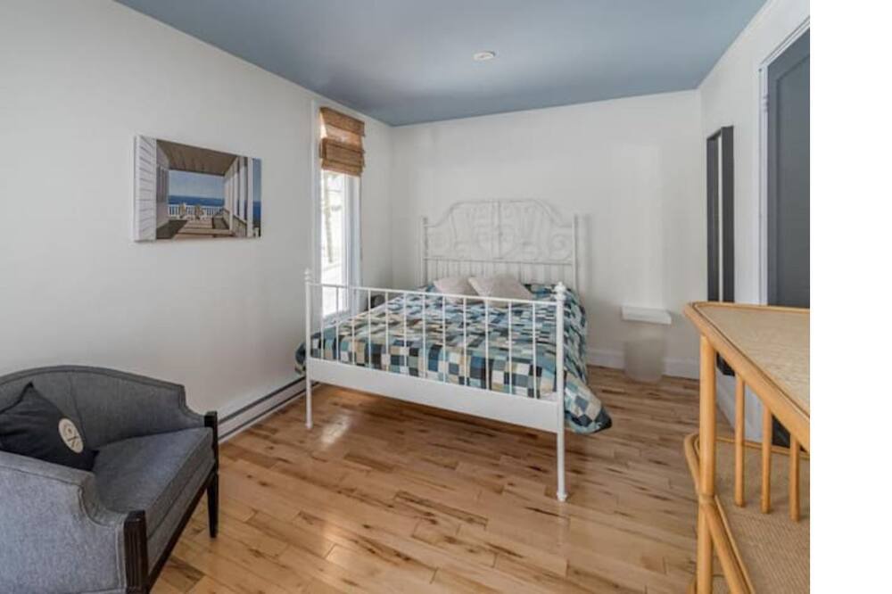 Photo of Bedroom in Sainte-Marie