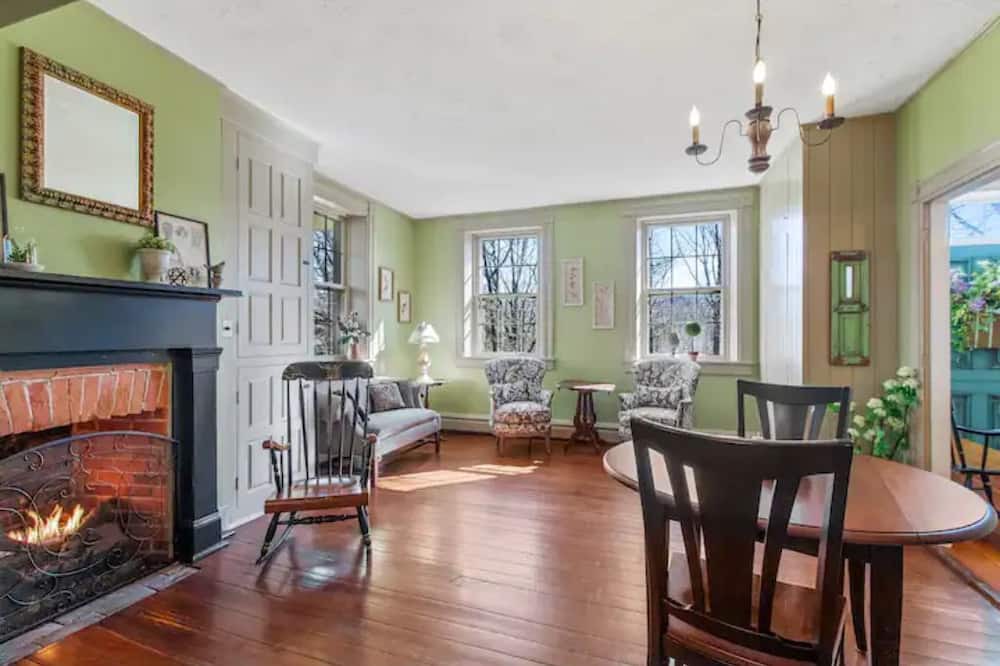 Photo of Others in Salunga