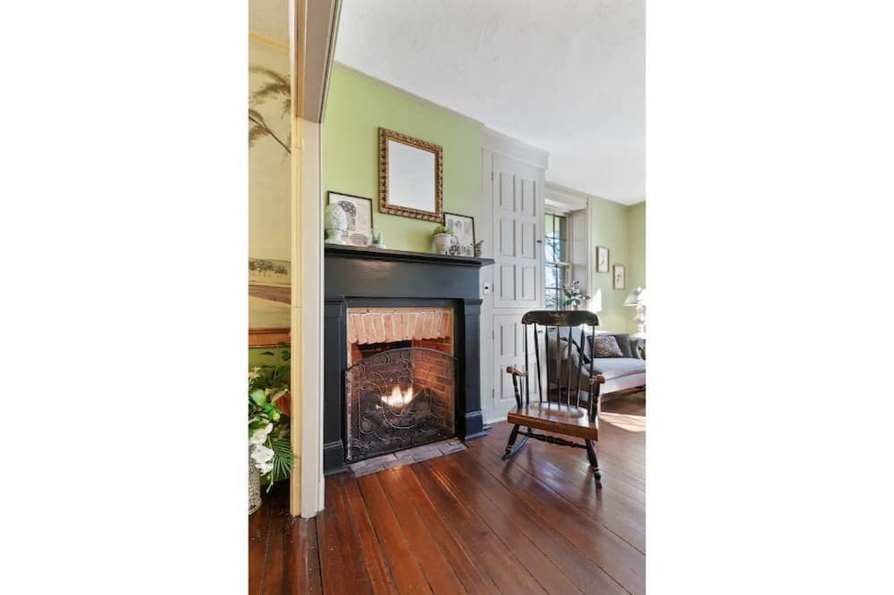 Photo of Others in Salunga