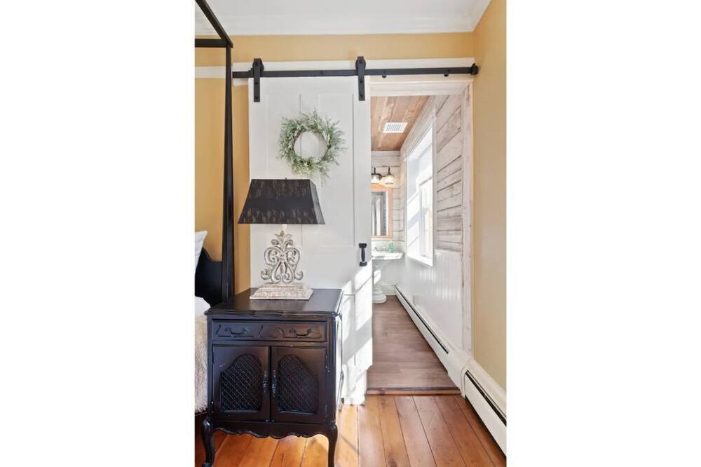 Photo of Others in Salunga