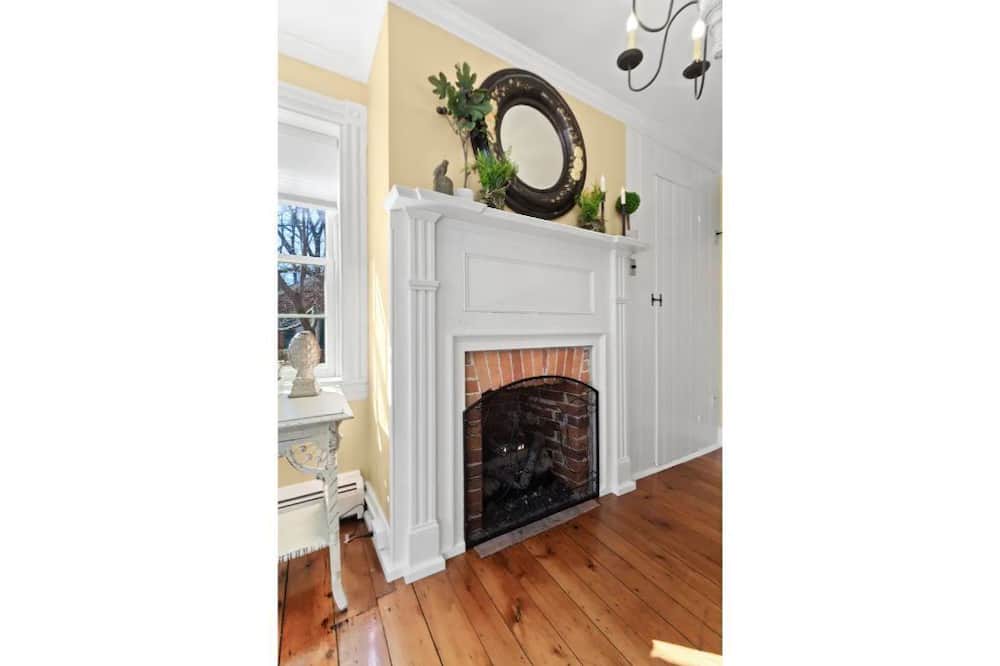 Photo of Others in Salunga