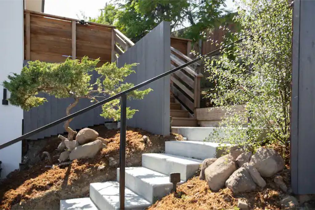 Photo of Outdoor in Strawberry