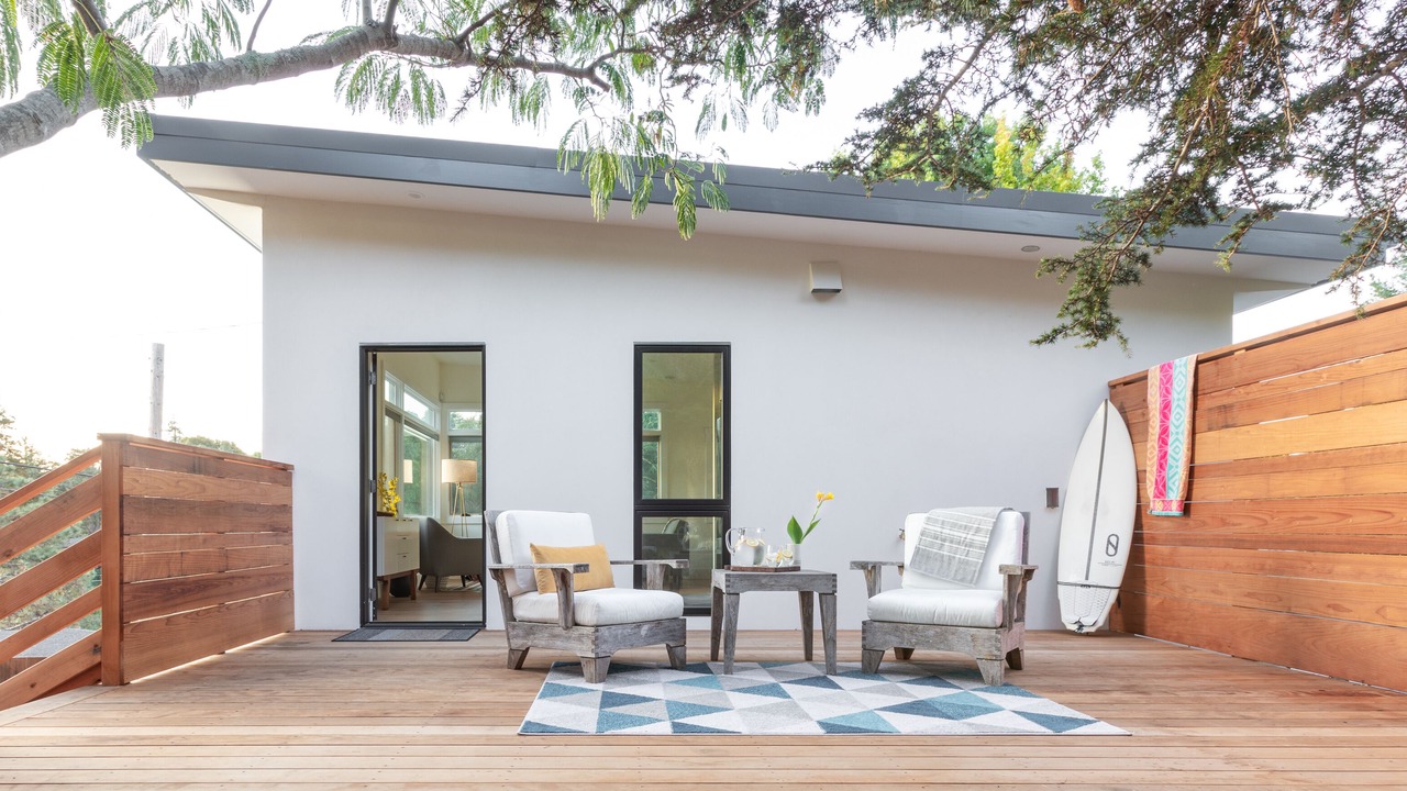 Photo of Patio Balcony in Strawberry