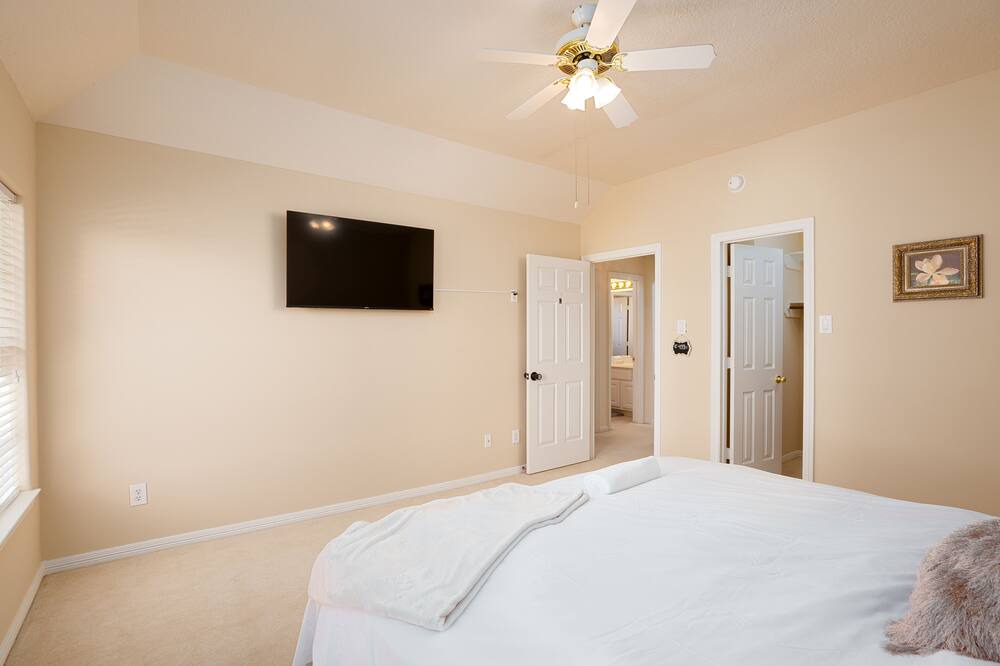 Photo of Bedroom in Falcon Point