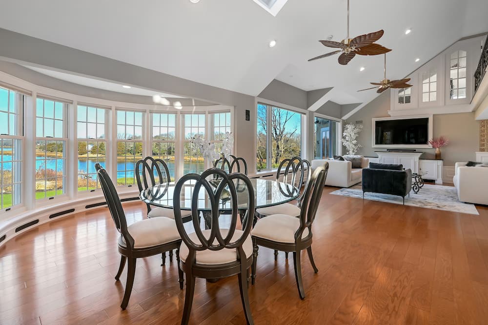 Photo of Others in East Setauket