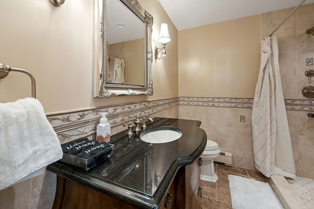 Photo of Bathroom in East Setauket