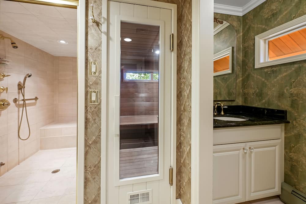 Photo of Bathroom in East Setauket