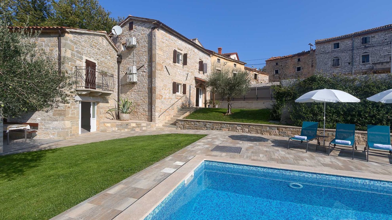 Photo of Outdoor in Skropeti