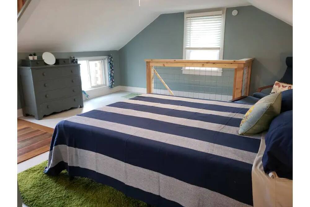 Photo of Bedroom in Fountain City