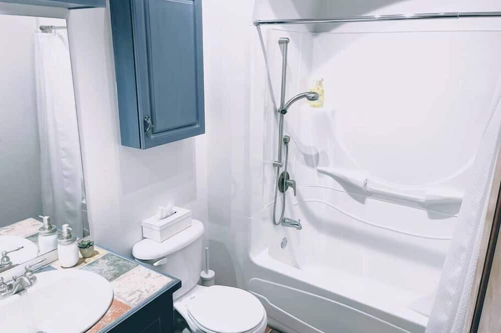 Photo of Bathroom in Sainte-Ann-des-Lacs