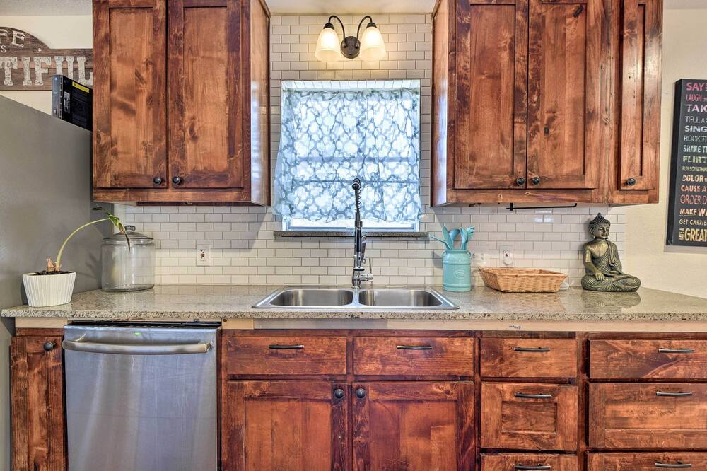 Photo of Kitchen in Handley