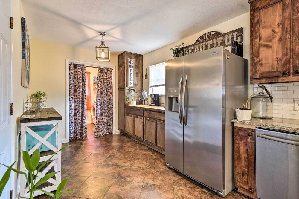 Photo of Kitchen in Handley