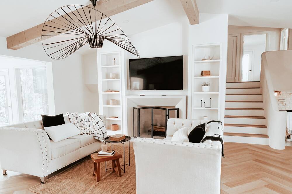 Photo of Livingroom in Mitchell
