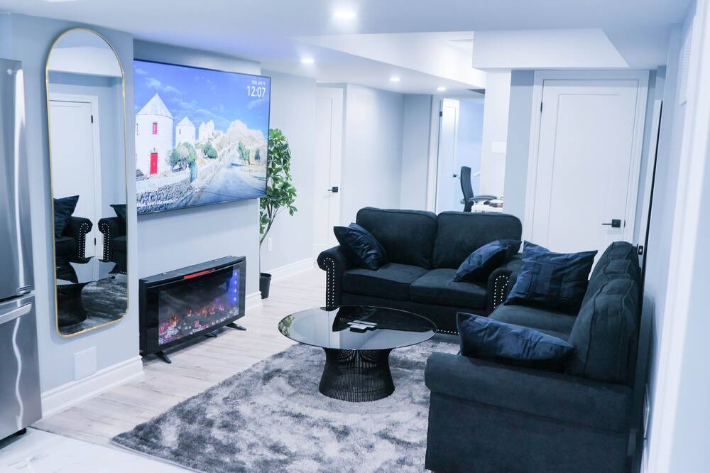 Photo of Livingroom in Brampton