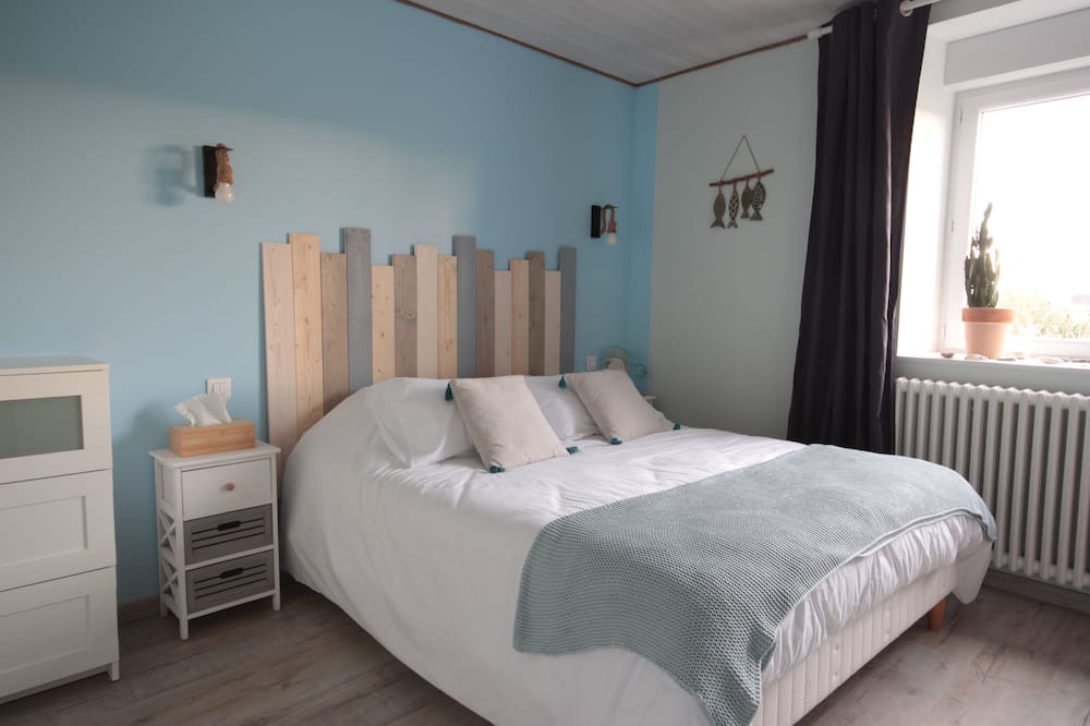 Photo of Bedroom in Guiclan