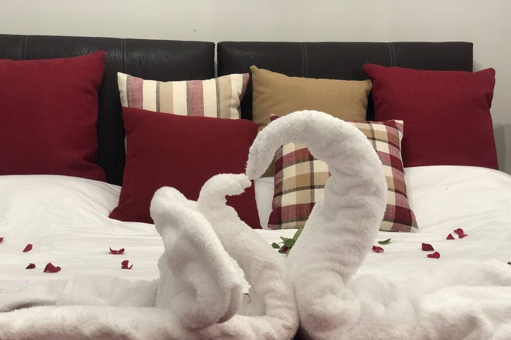 Photo of Bedroom in Matlock Bath