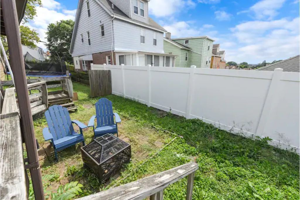 Photo of Outdoor in Brighton Heights