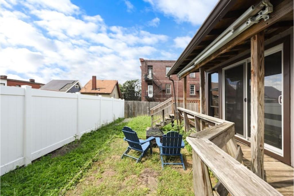 Photo of Outdoor in Brighton Heights