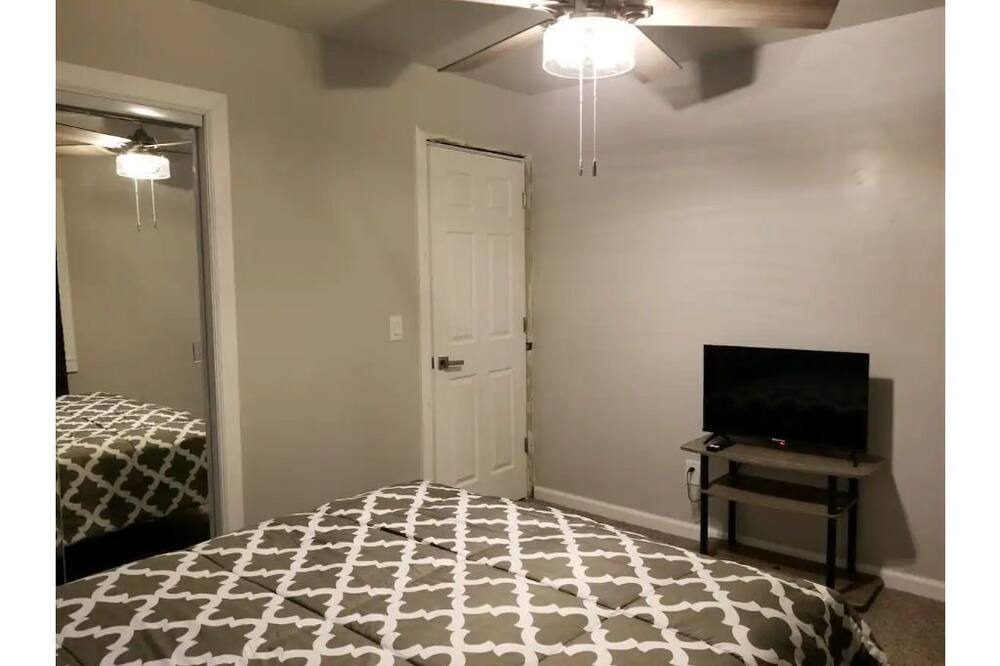 Photo of Bedroom in Sallisaw