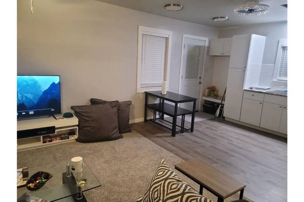 Photo of Livingroom in Sallisaw