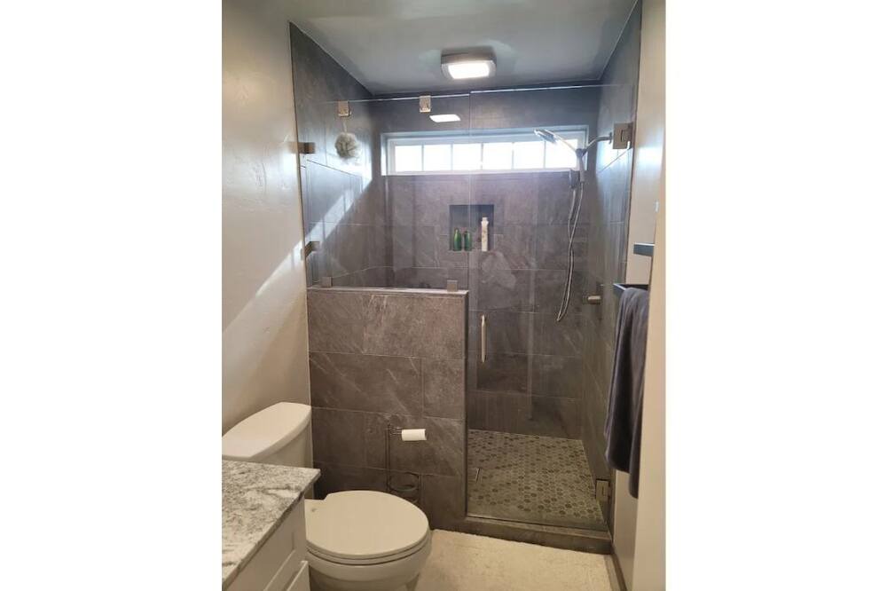 Photo of Bathroom in Sallisaw