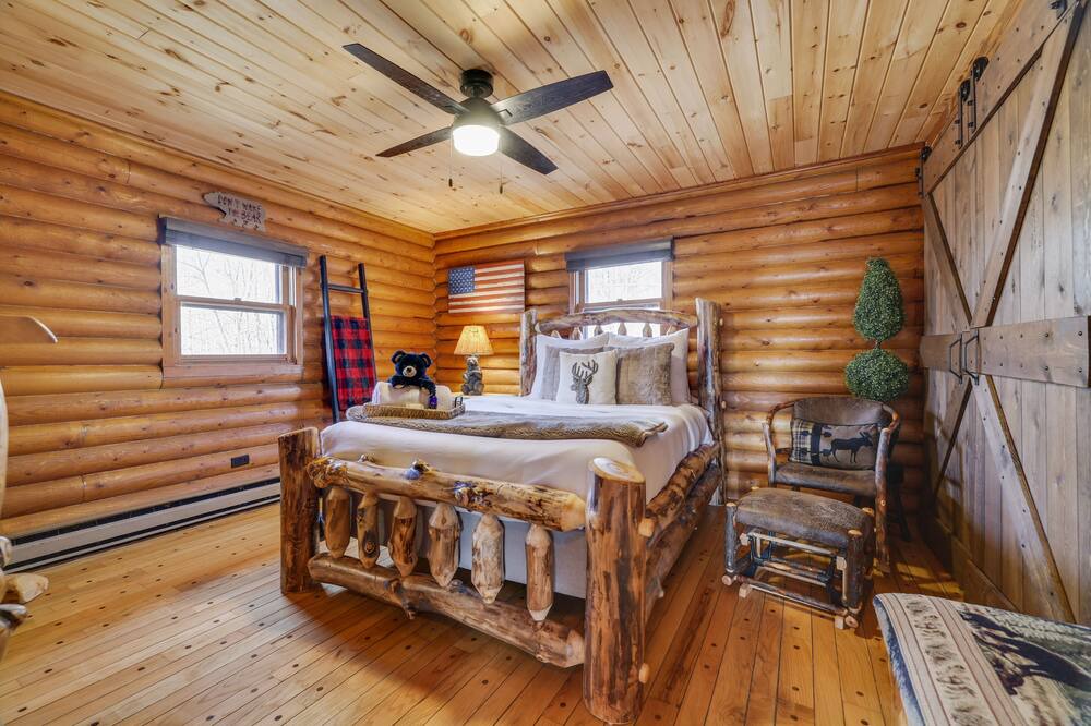 Photo of Bedroom in Mount Pocahontas