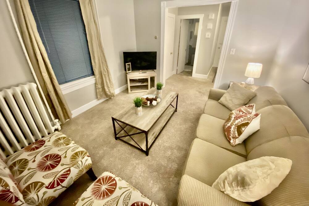 Photo of Livingroom in Middletown