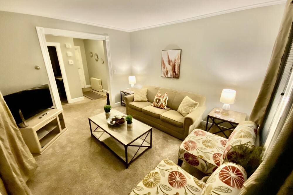 Photo of Livingroom in Middletown