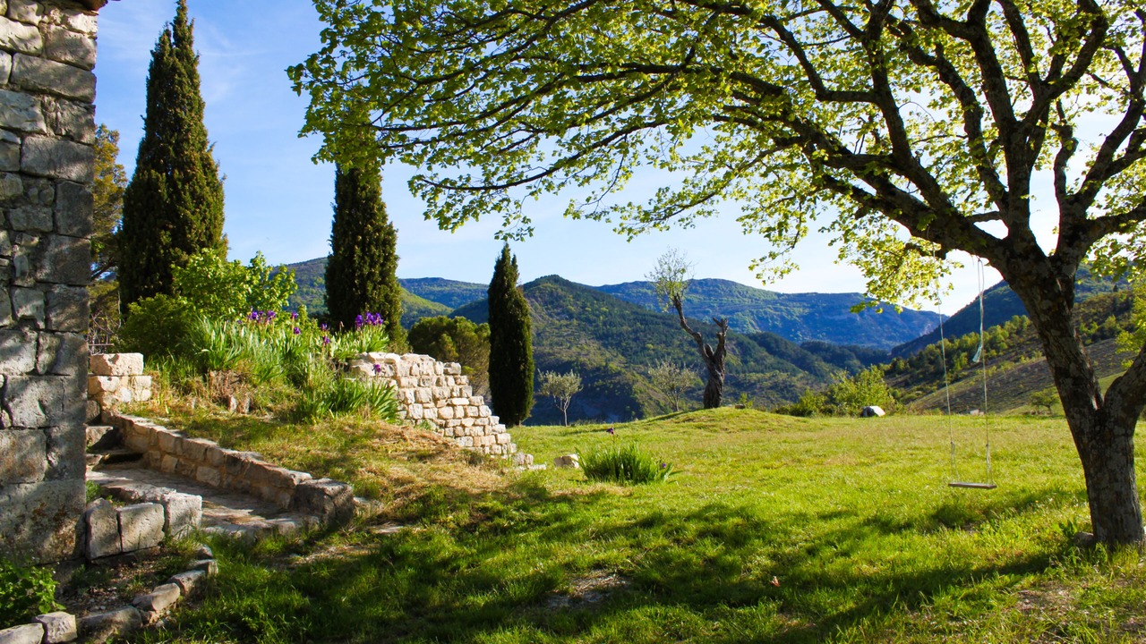 Photo of Outdoor in Saint-May