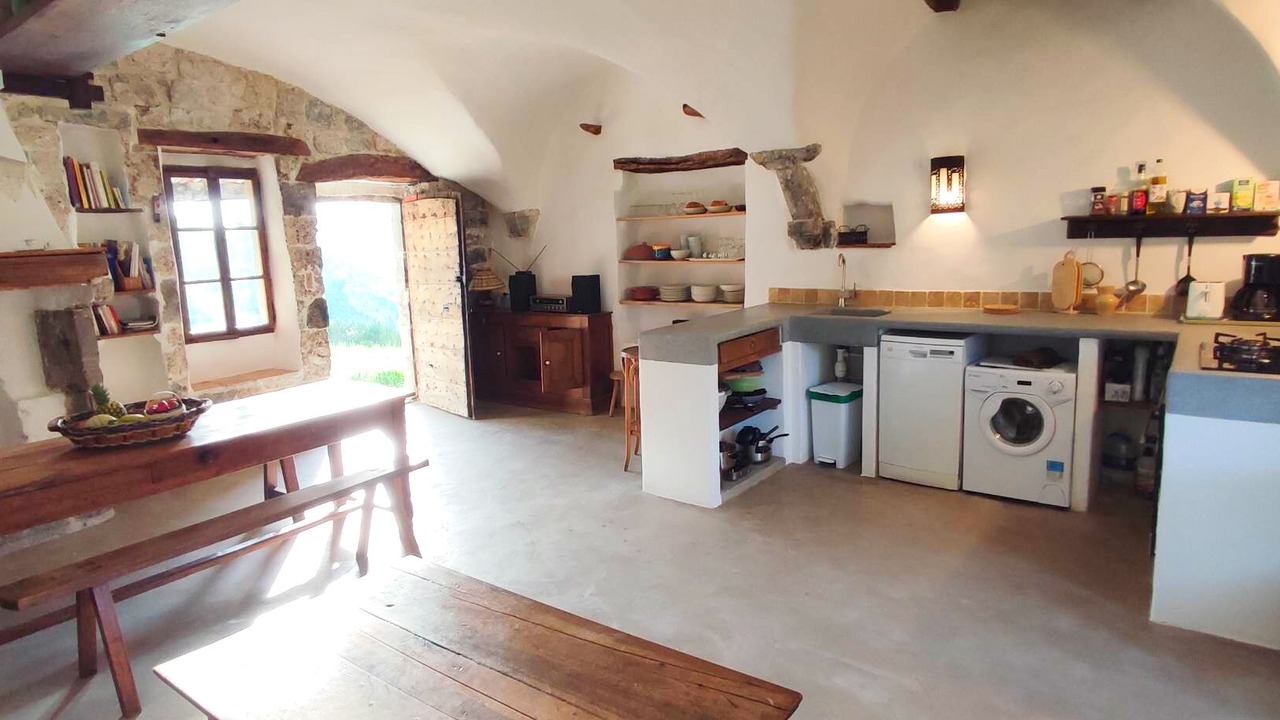 Photo of Others in Saint-May