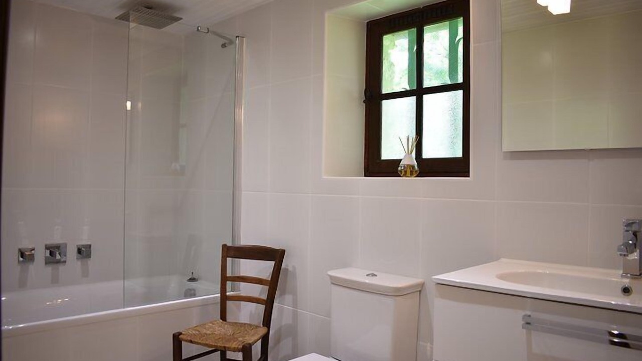 Photo of Bathroom in Manaurie