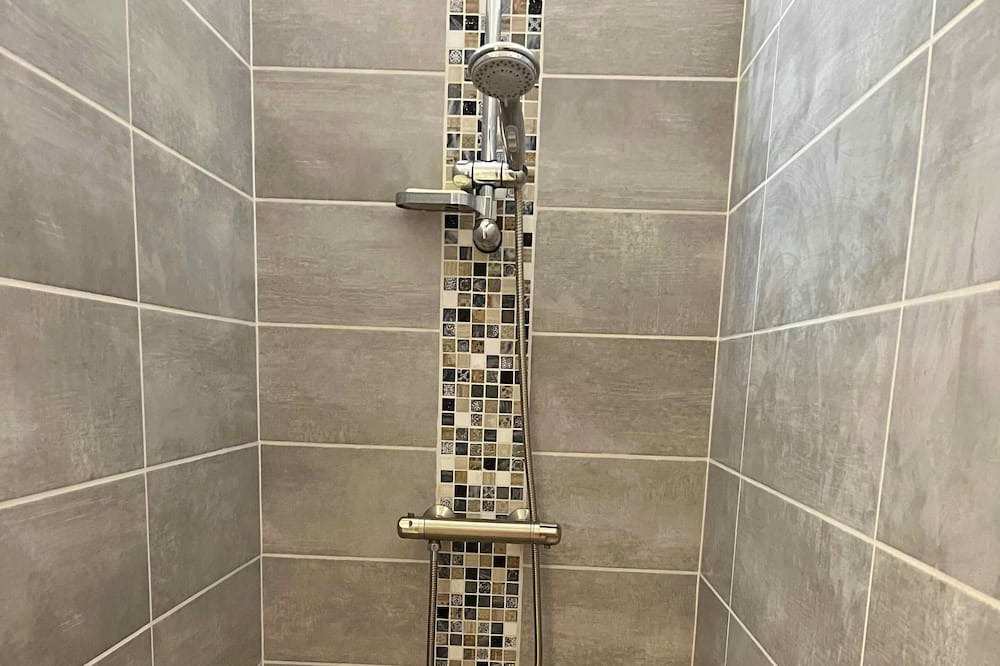 Photo of Others in Gensac