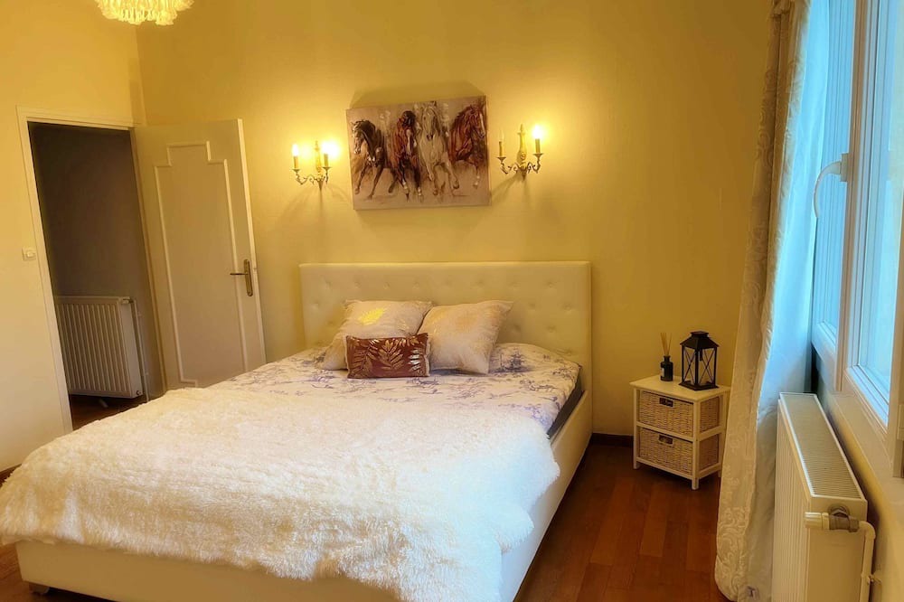 Photo of Bedroom in Gensac