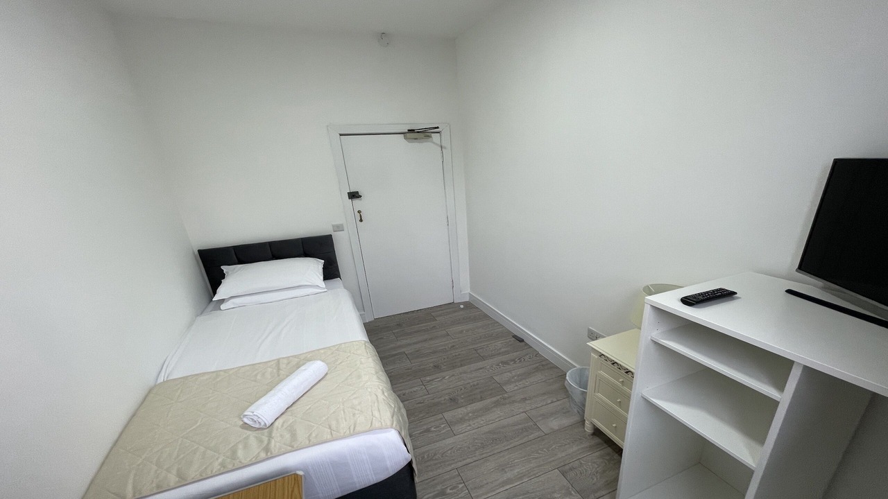 Photo of Bathroom in Newcastle-Under-Lyme