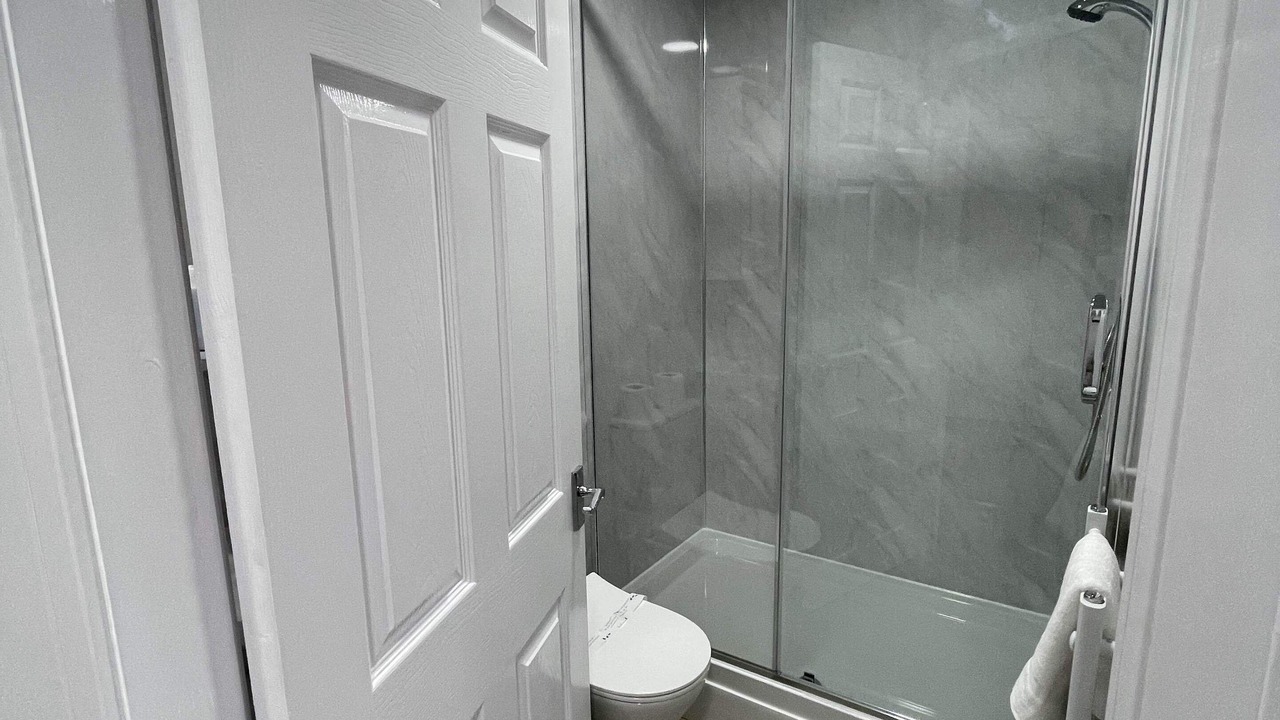 Photo of Bathroom in Newcastle-Under-Lyme