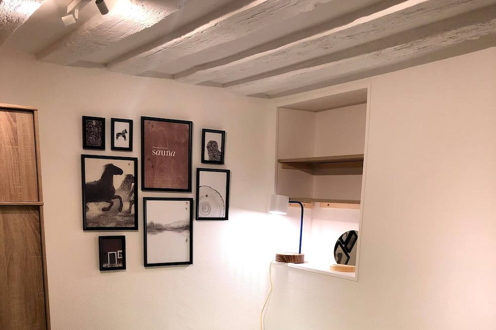 Photo of Bedroom in Montlhery