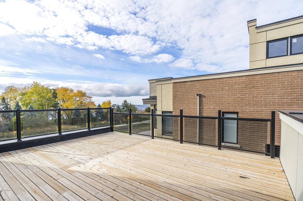 Photo of Outdoor in Bowmanville