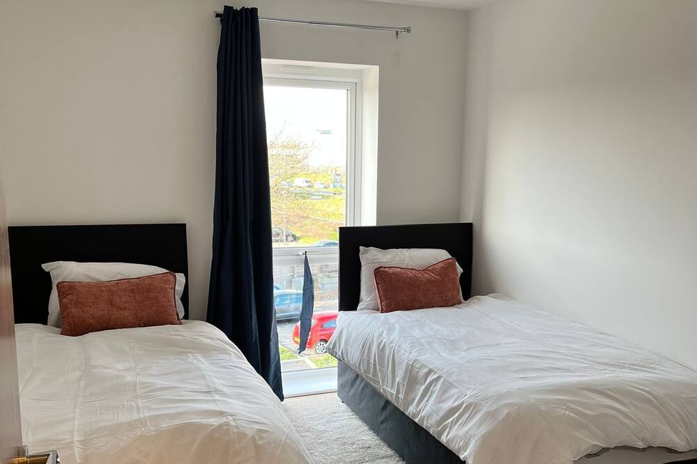 Photo of Others in West Thurrock