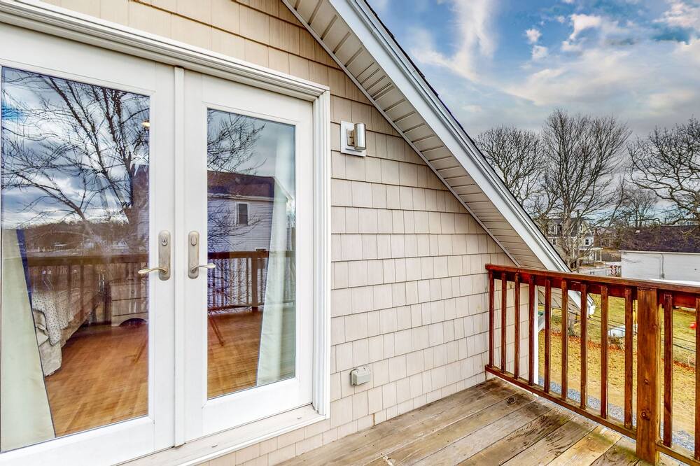 Photo of Others in Onset