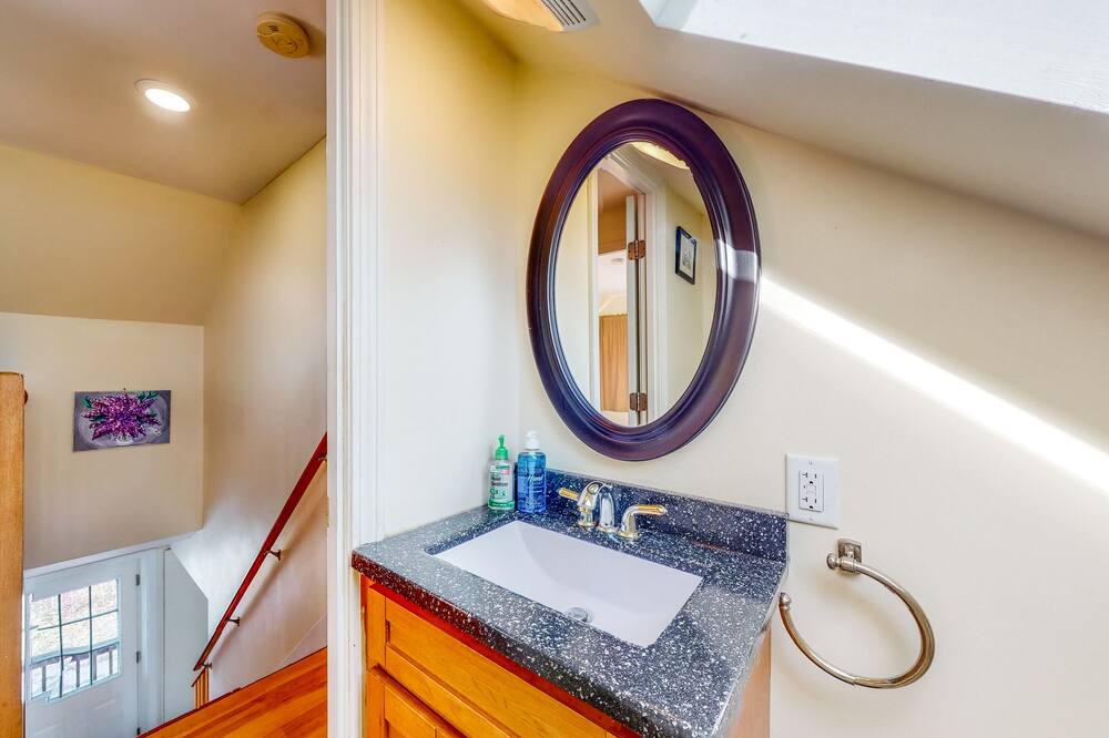 Photo of Others in Onset